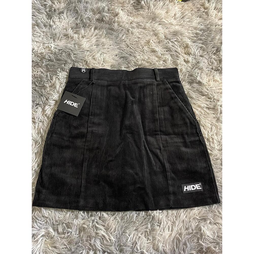 NWT HIDE AND SEEK Womens Skirt Size Small Black Mini Corduroy Trendy Streetwear - Picture 2 of 4